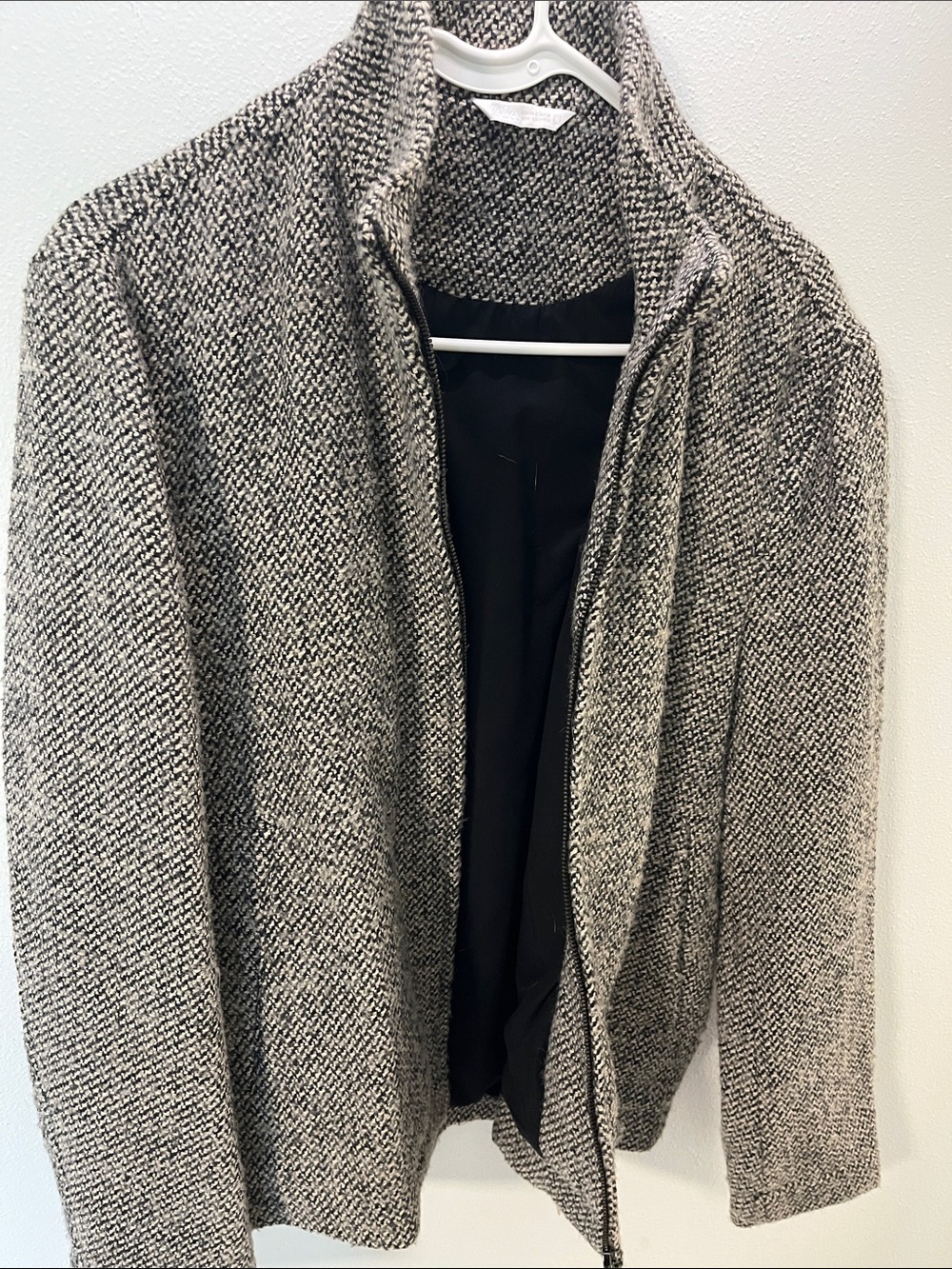 Zara Black & Gray Knit Zip Shirt Jacket